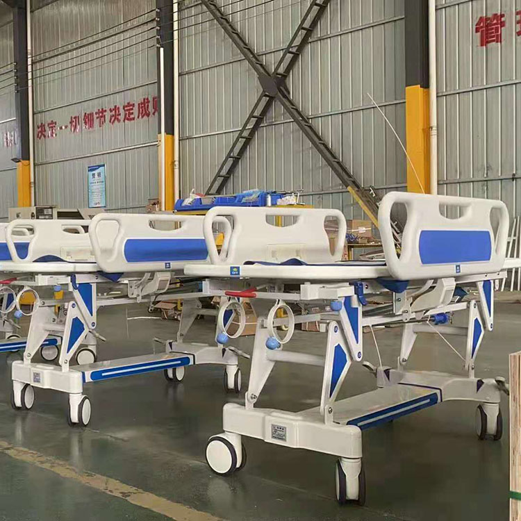 泰安手術(shù)床生產(chǎn)供應(yīng) 手術(shù)床銷售廠家 廠家直供
